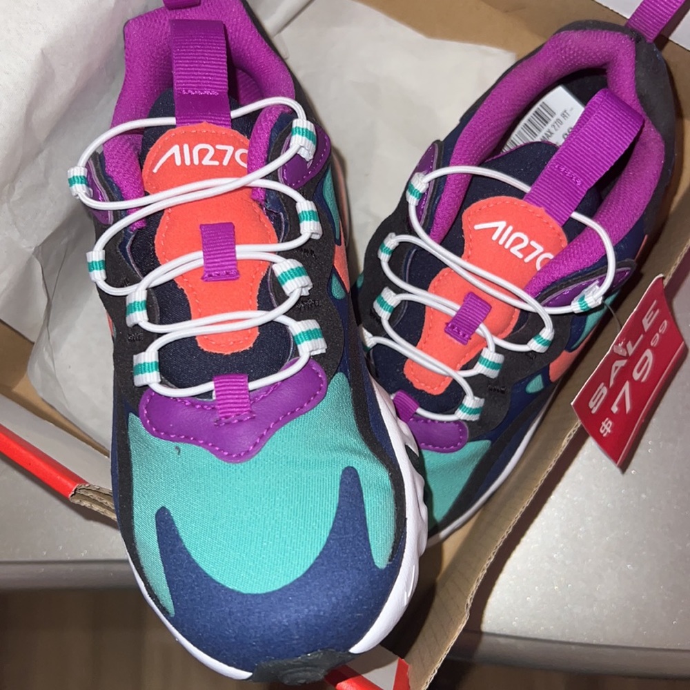 Nike Air Max 270 - Picture 7 of 7